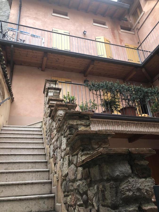 Desenzano Del Garda Mirella House Apartment Exterior foto